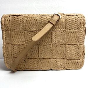 H & H Crossbody Handbag Beige Straw